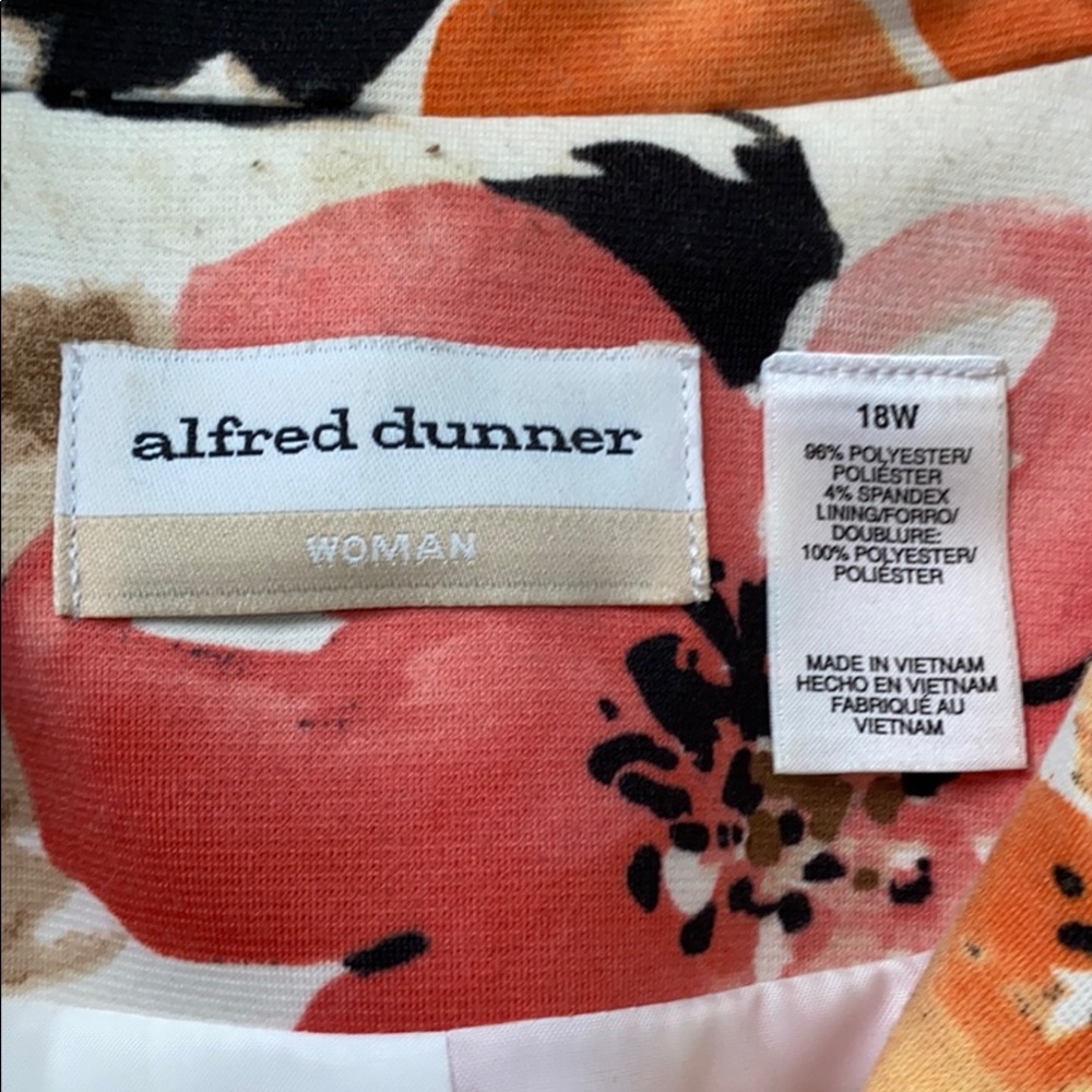 Alfred Dunner Woman 18W floral jacket - Picture 5 of 15